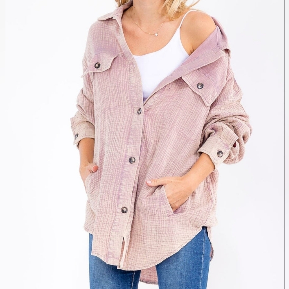 BiBi Button Up Washed Shirt Top With Pockets in Mauve